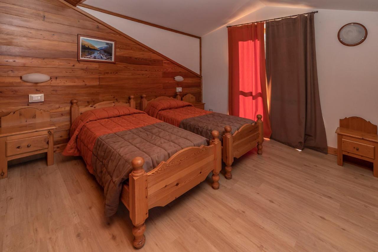 Hotel Stella Alpina 乌尔克斯 外观 照片