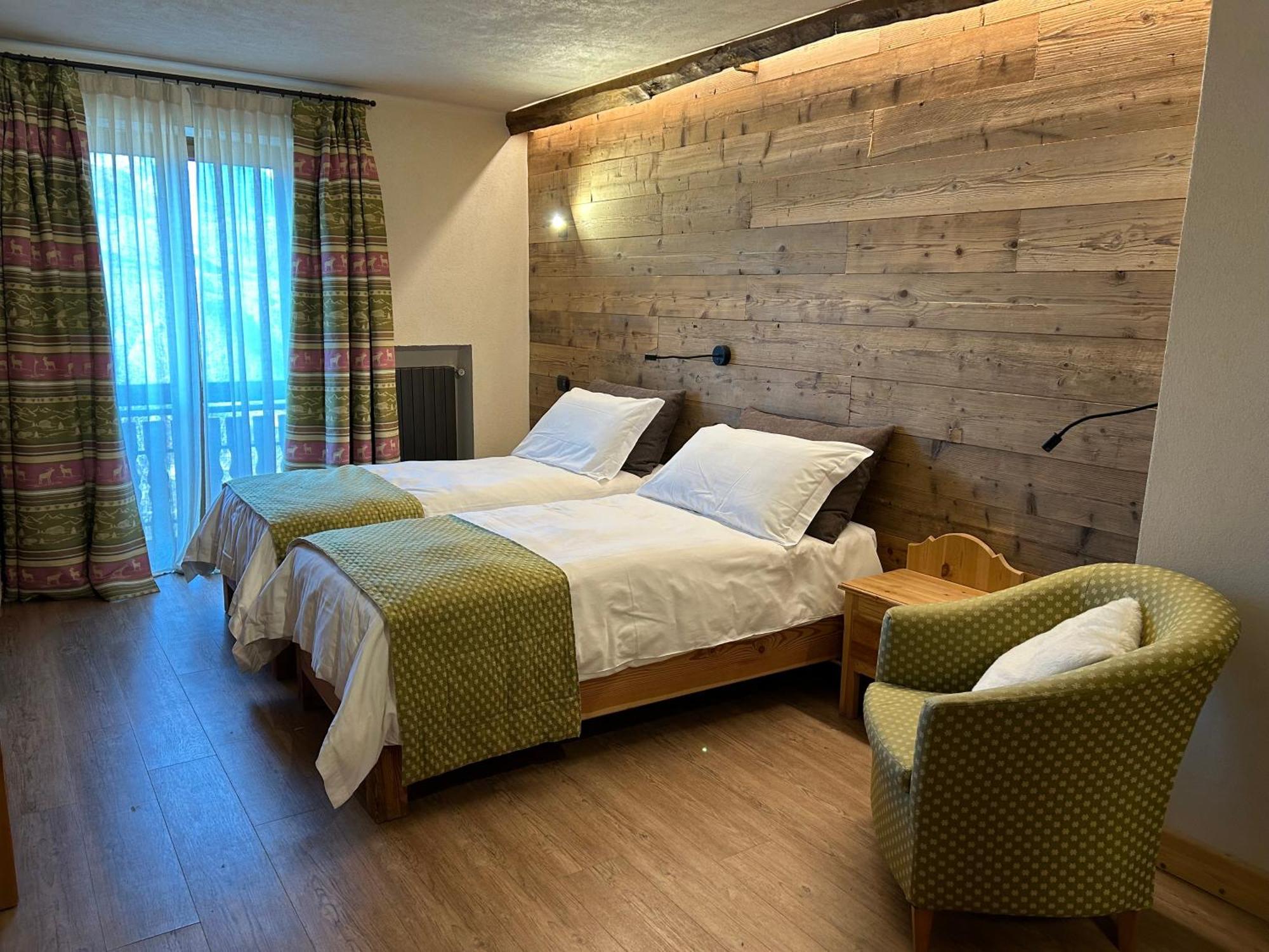 Hotel Stella Alpina 乌尔克斯 外观 照片